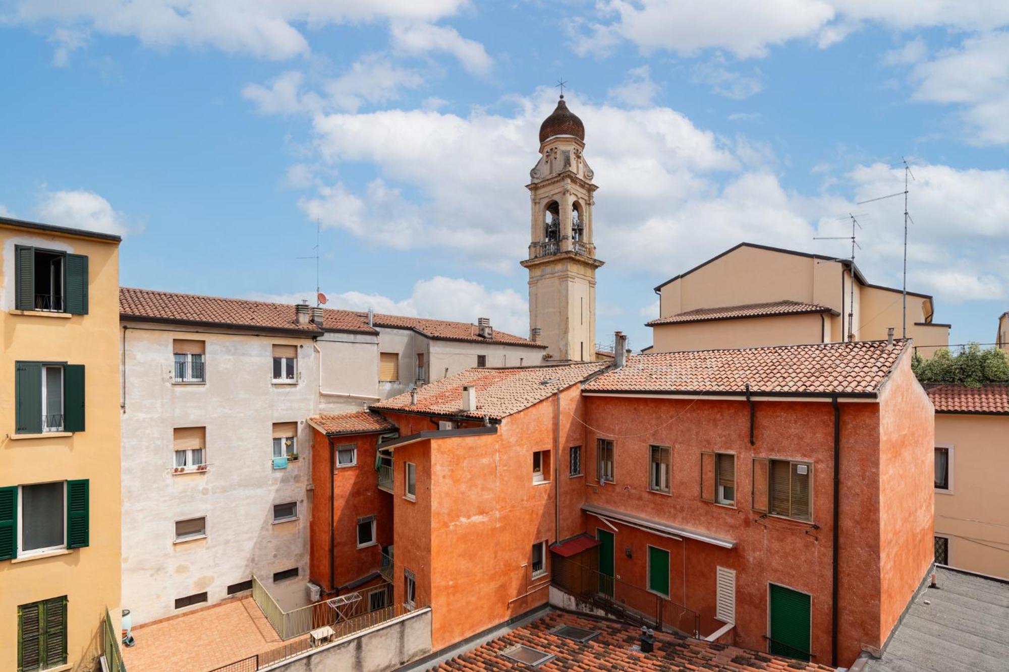 Domus Verona - Ampia Residenza Filippini A Pochi Passi Dall'Arena Exterior foto